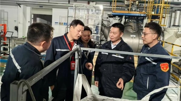 中钨高新党委委员、副总经理沈慧明到公司调研